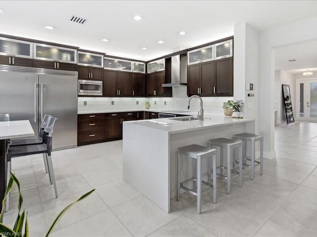 13560 Mandarin CIR, Naples, FL 34109