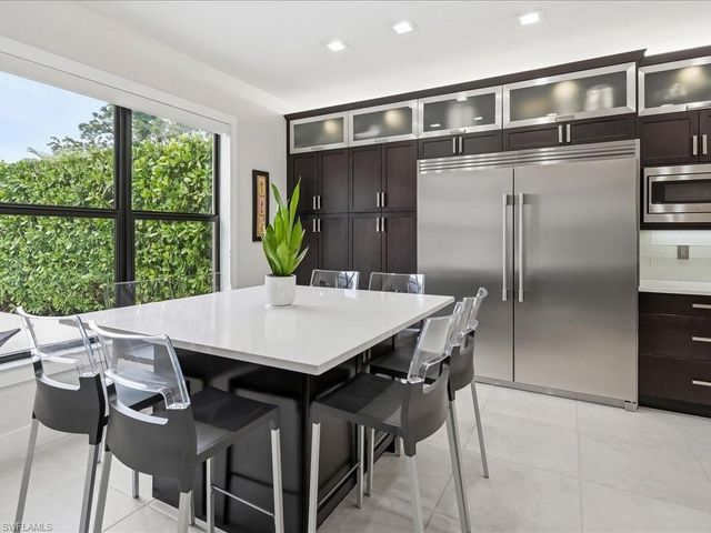 13560 Mandarin CIR, Naples, FL 34109