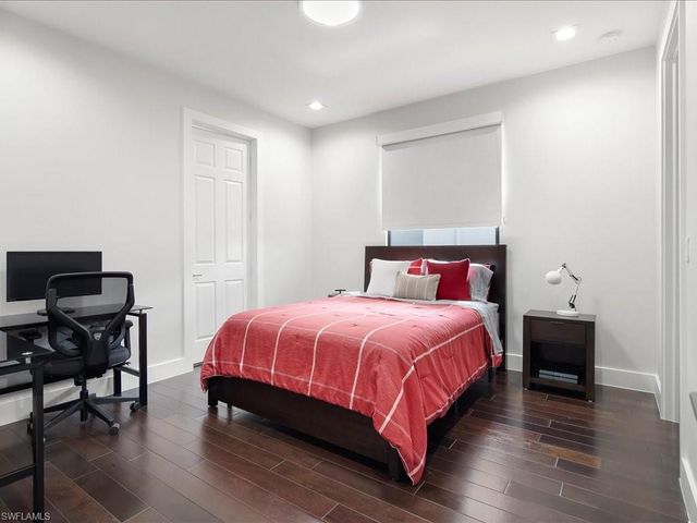 13560 Mandarin CIR, Naples, FL 34109