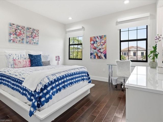 13560 Mandarin CIR, Naples, FL 34109