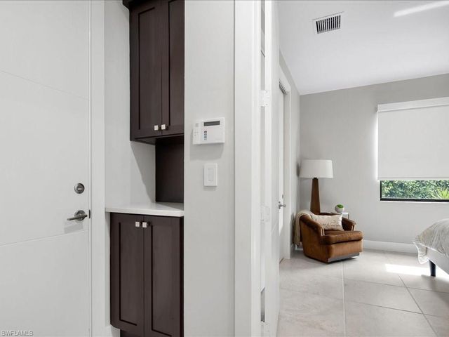 13560 Mandarin CIR, Naples, FL 34109