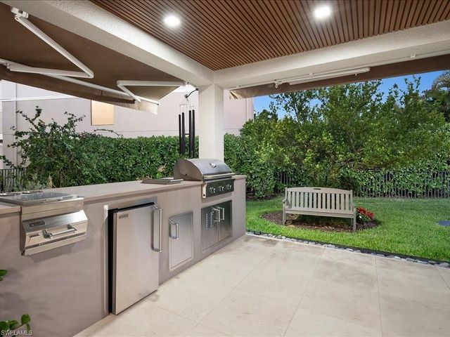 13560 Mandarin CIR, Naples, FL 34109