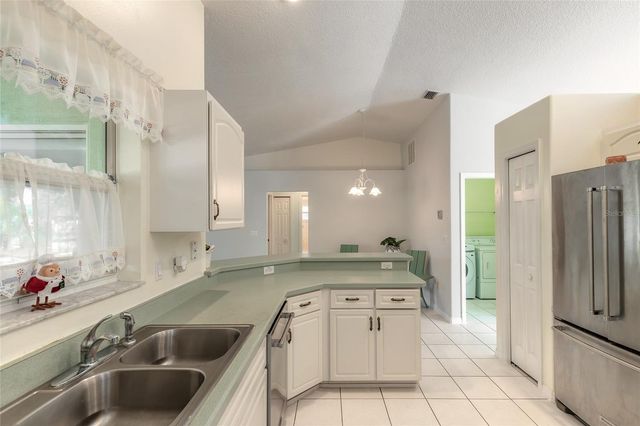 39 PRINCESS RUTH LANE, Palm Coast, FL 32164