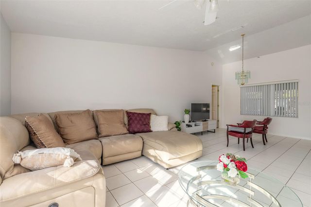 39 PRINCESS RUTH LANE, Palm Coast, FL 32164