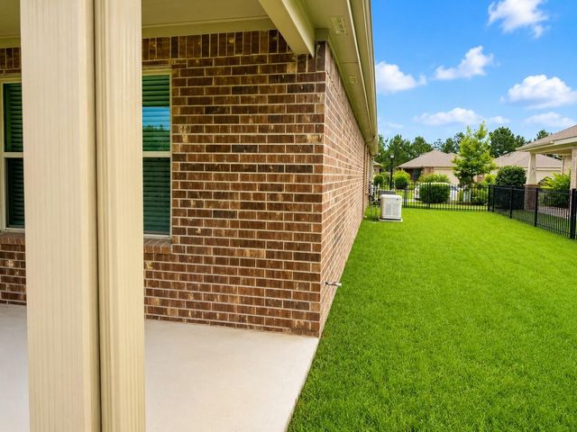 226 Flaxen Chestnut, Spring, TX 77382