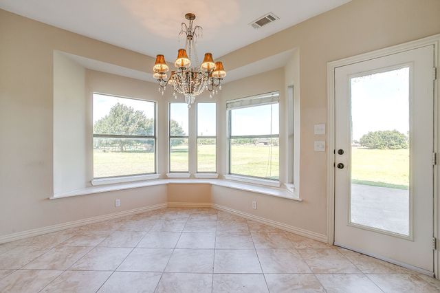 1802 Yucatan Drive, Granbury, TX 76048