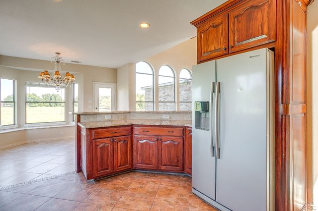 1802 Yucatan Drive, Granbury, TX 76048