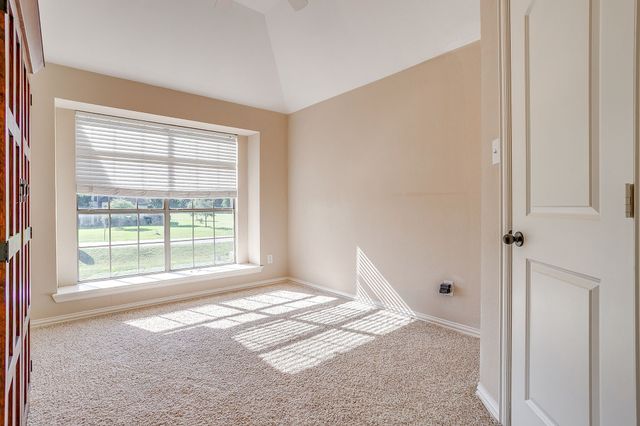 1802 Yucatan Drive, Granbury, TX 76048