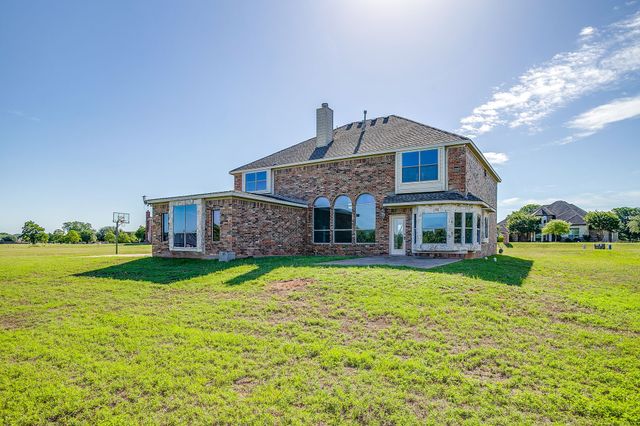 1802 Yucatan Drive, Granbury, TX 76048