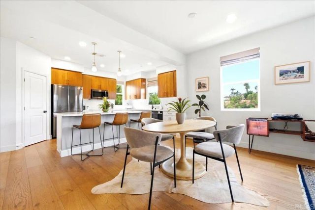 1838 Arroyo Willow Lane, Carlsbad, CA 92011