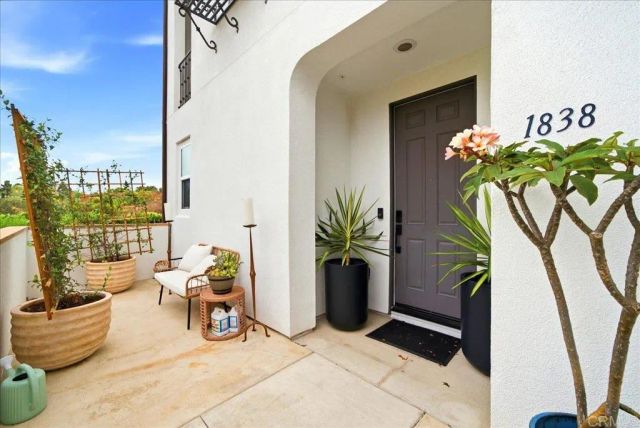 1838 Arroyo Willow Lane, Carlsbad, CA 92011