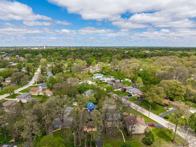 512 W Eugenia Street, Lombard, IL 60148
