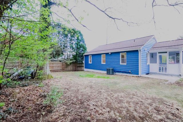 1011 Parkway Place, Peekskill, NY 10566