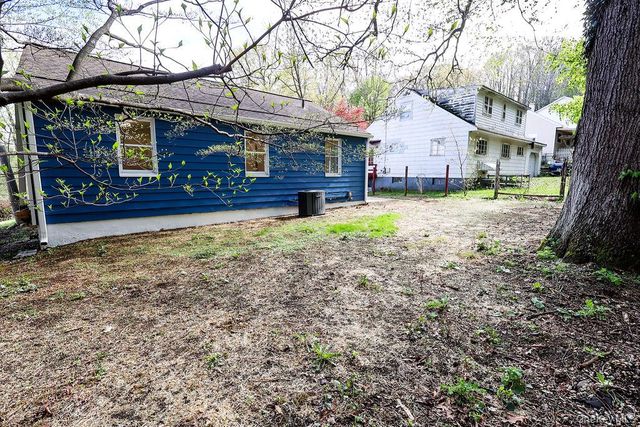 1011 Parkway Place, Peekskill, NY 10566