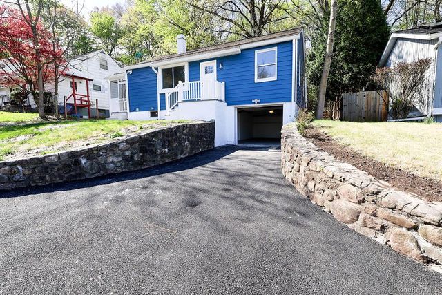 1011 Parkway Place, Peekskill, NY 10566