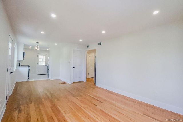 1011 Parkway Place, Peekskill, NY 10566