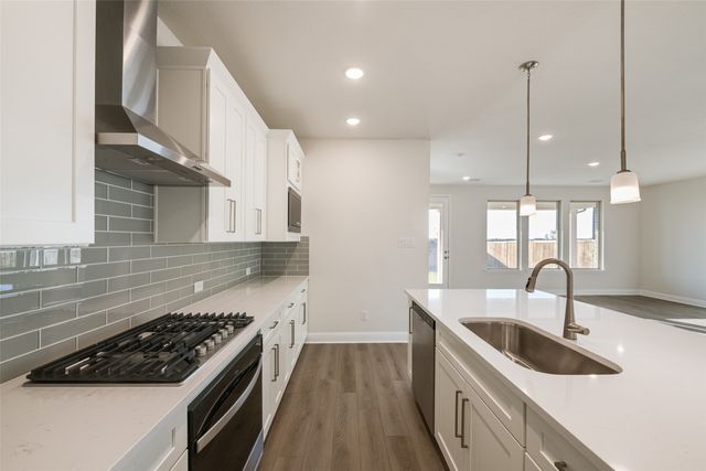 2012 Beeflower Street, Celina, TX 75009