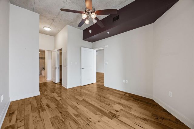 360 Nueces ST 1411, Austin, TX 78701