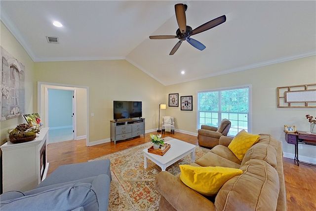 4131 Mulligan Circle, Blackshear, GA 31516