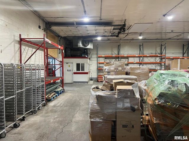 500 46TH Street, Rock Island, IL 61201