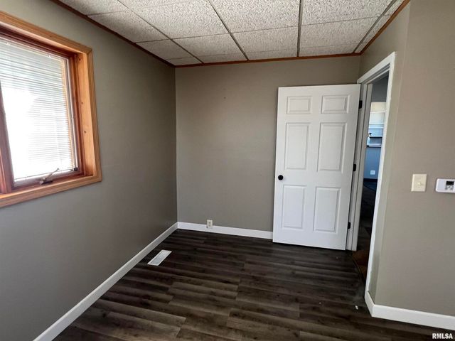 500 46TH Street, Rock Island, IL 61201