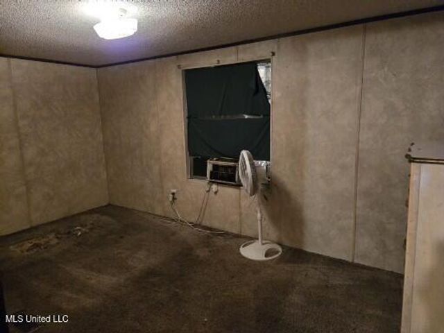 4477 N Highway 43, Carriere, MS 39426