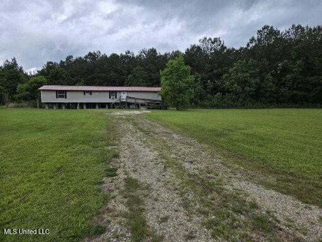 4477 N Highway 43, Carriere, MS 39426