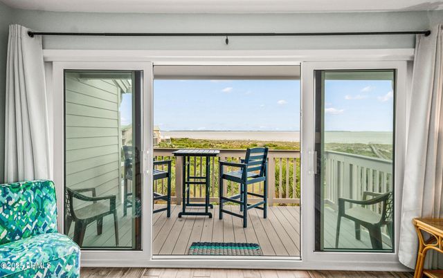 6 Harbor Dr N Unit M318, Harbor Island, SC 29920