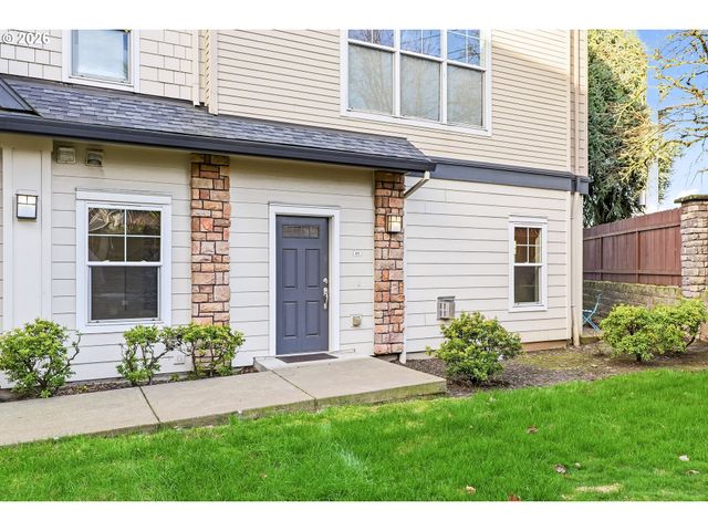 10890 Ne RED WING Way 102, Beaverton, OR 97006