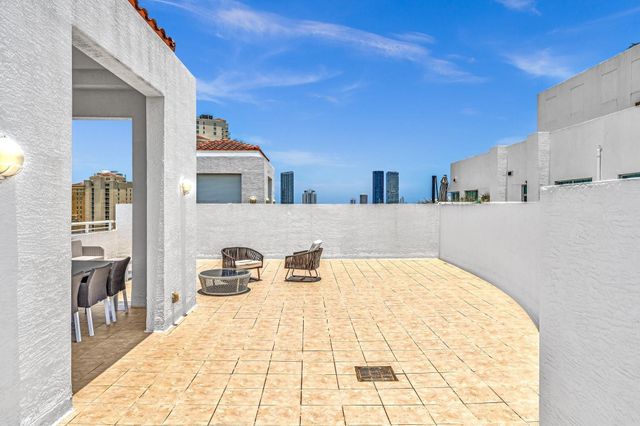 3131 NE 188th Street 2-1201, Aventura, FL 33180