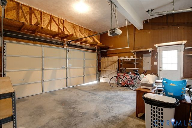 13613 Laketree Dr, Chester, VA 23831