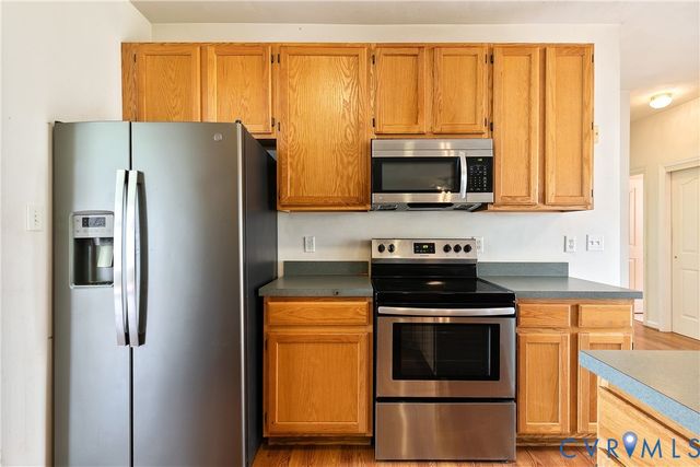 13613 Laketree Dr, Chester, VA 23831