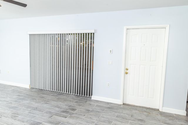 7406 74TH Way, West Palm Beach, FL 33407
