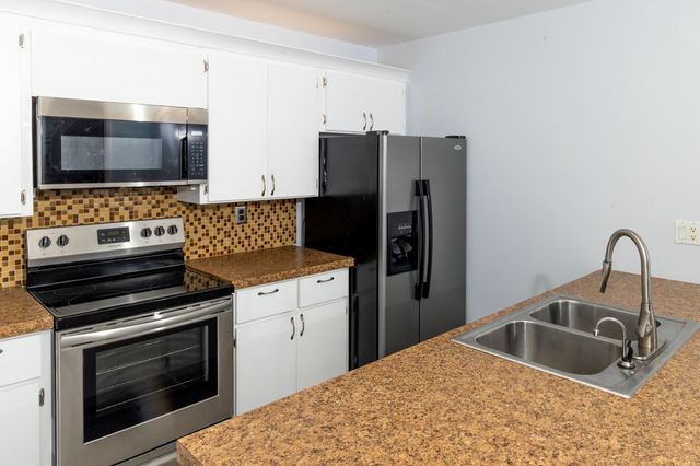 7406 74TH Way, West Palm Beach, FL 33407