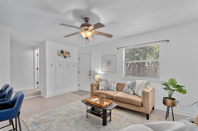 6700 Cooper LN 30, Austin, TX 78745