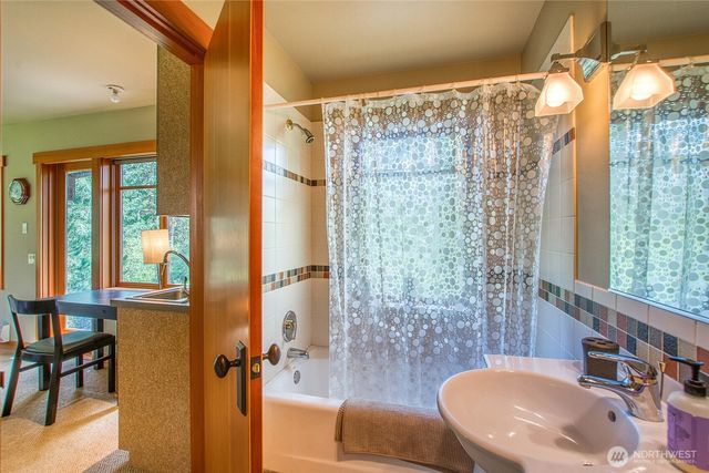 72 Thunderbird Trail, Orcas Island, WA 98280