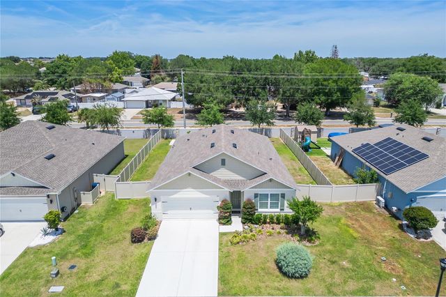 523 AUBURN GROVE TERRACE, Auburndale, FL 33823