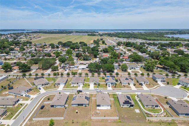 523 AUBURN GROVE TERRACE, Auburndale, FL 33823
