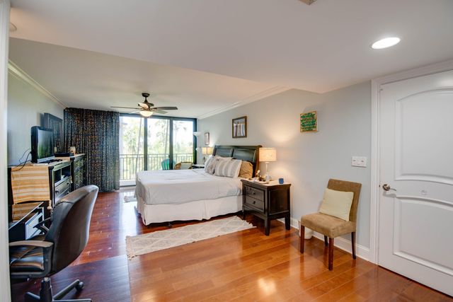 1800 Atlantic Blvd Apt B218, Key West, FL 33040