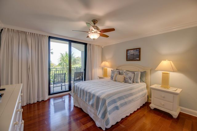 1800 Atlantic Blvd Apt B218, Key West, FL 33040