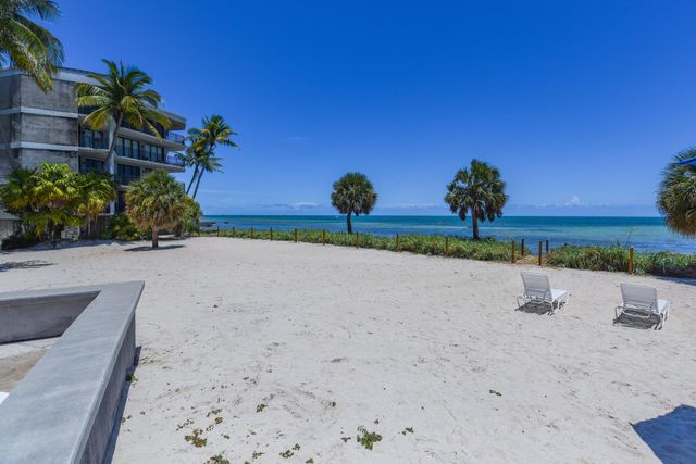 1800 Atlantic Blvd Apt B218, Key West, FL 33040