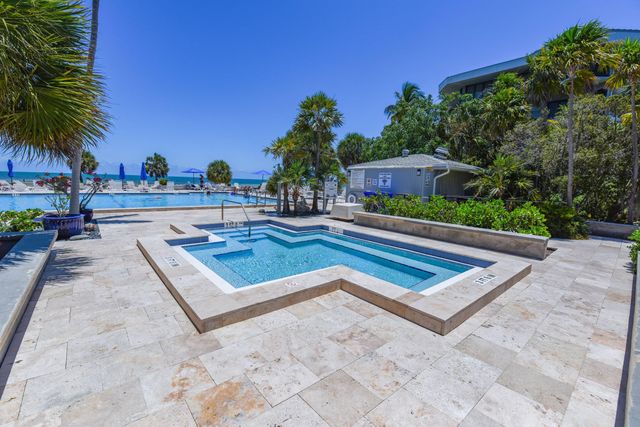 1800 Atlantic Blvd Apt B218, Key West, FL 33040