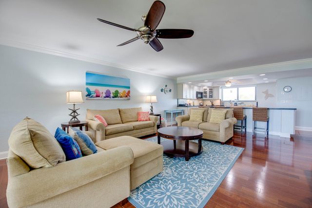 1800 Atlantic Blvd Apt B218, Key West, FL 33040