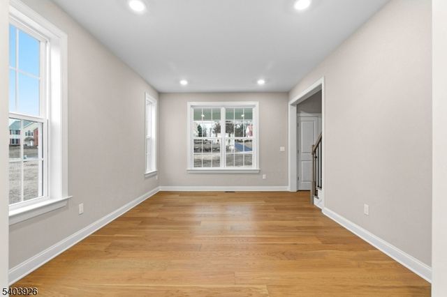 105 Junction Rd, Hampton Boro, NJ 08827