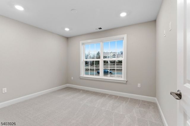 105 Junction Rd, Hampton Boro, NJ 08827