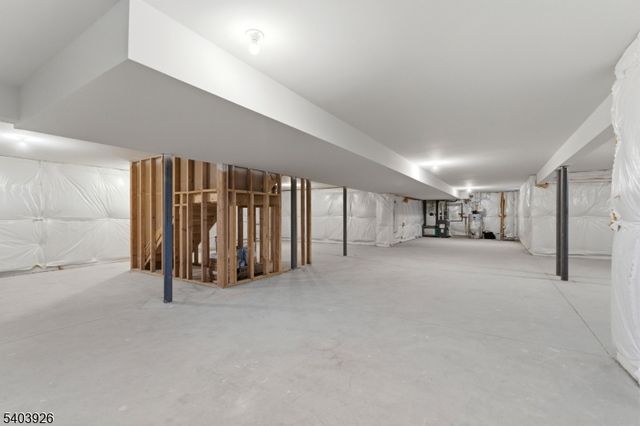 105 Junction Rd, Hampton Boro, NJ 08827