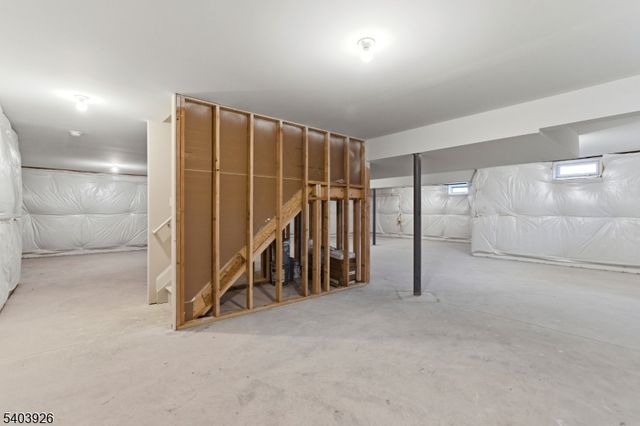 105 Junction Rd, Hampton Boro, NJ 08827