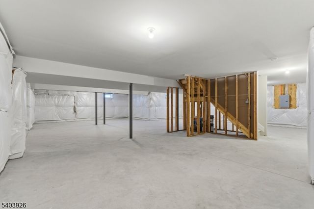 105 Junction Rd, Hampton Boro, NJ 08827