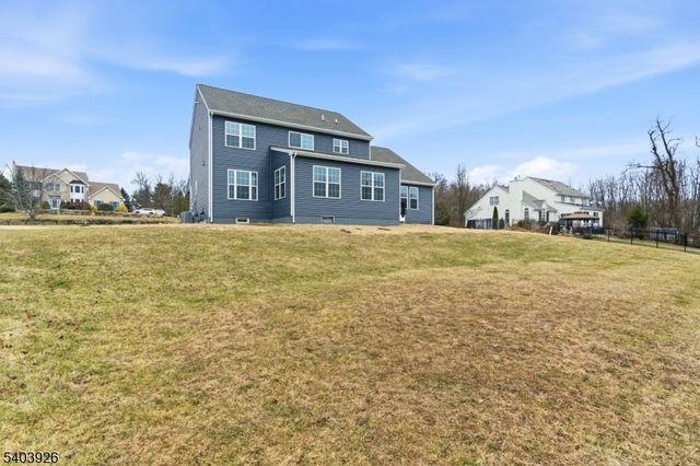 105 Junction Rd, Hampton Boro, NJ 08827