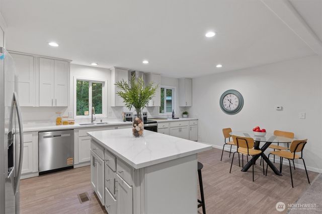 24917 48th Avenue E, Graham, WA 98338